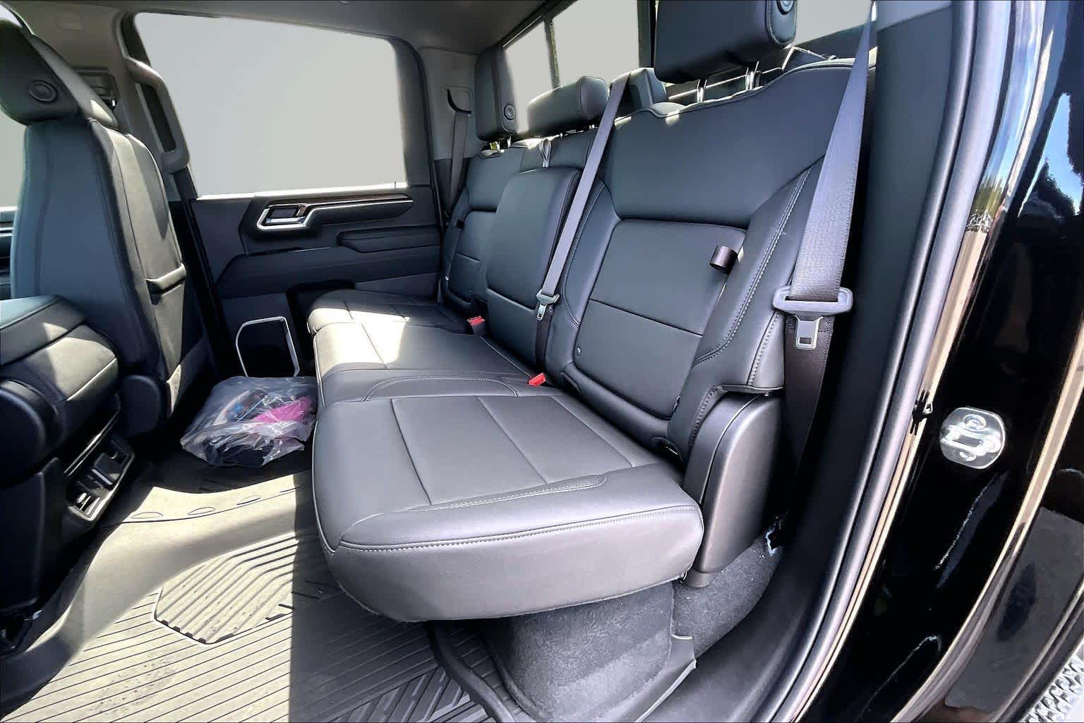 2026 Chevrolet Silverado 2500HD LT - 9
