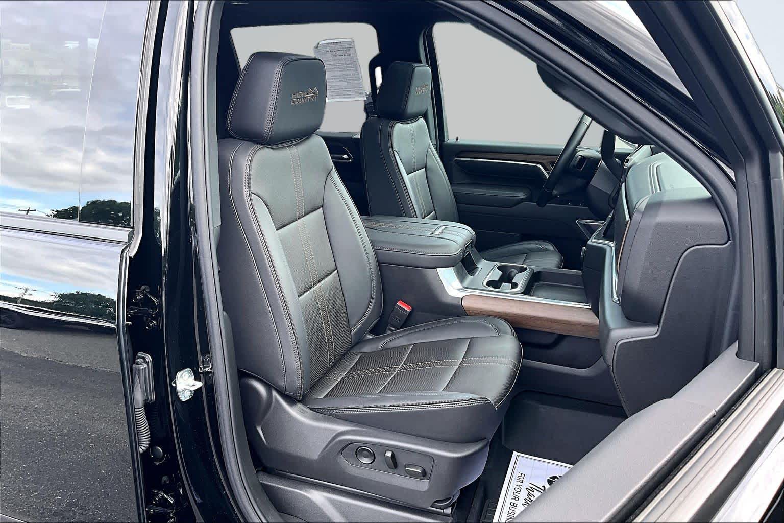 2025 Chevrolet Silverado 3500HD High Country - 7