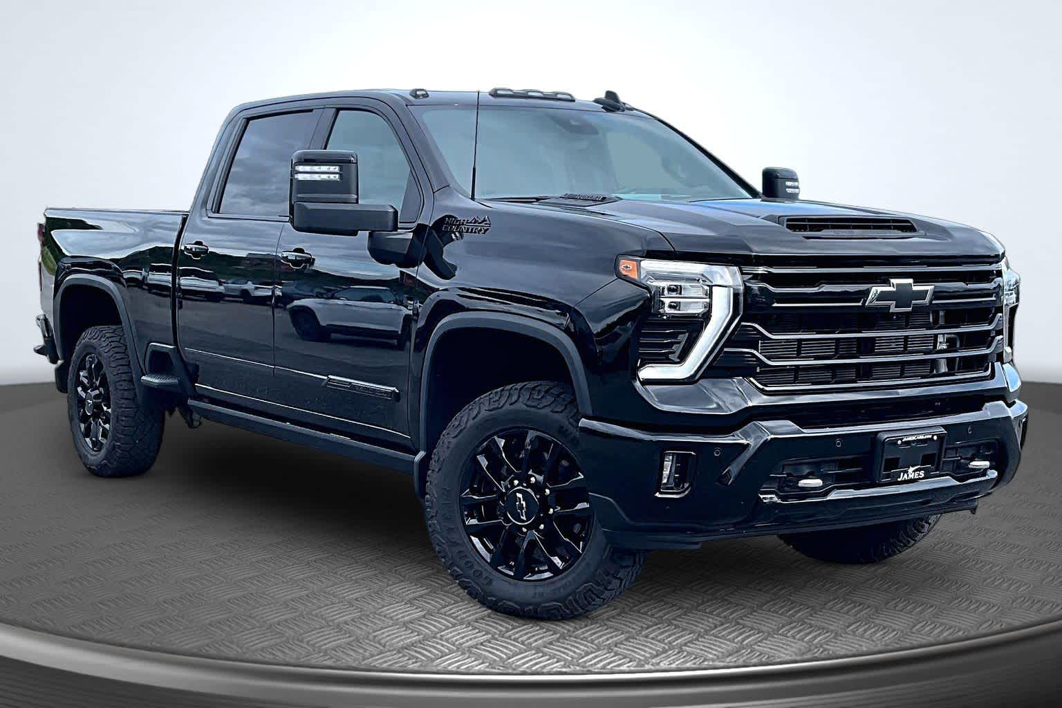 2025 Chevrolet Silverado 3500HD High Country - 11