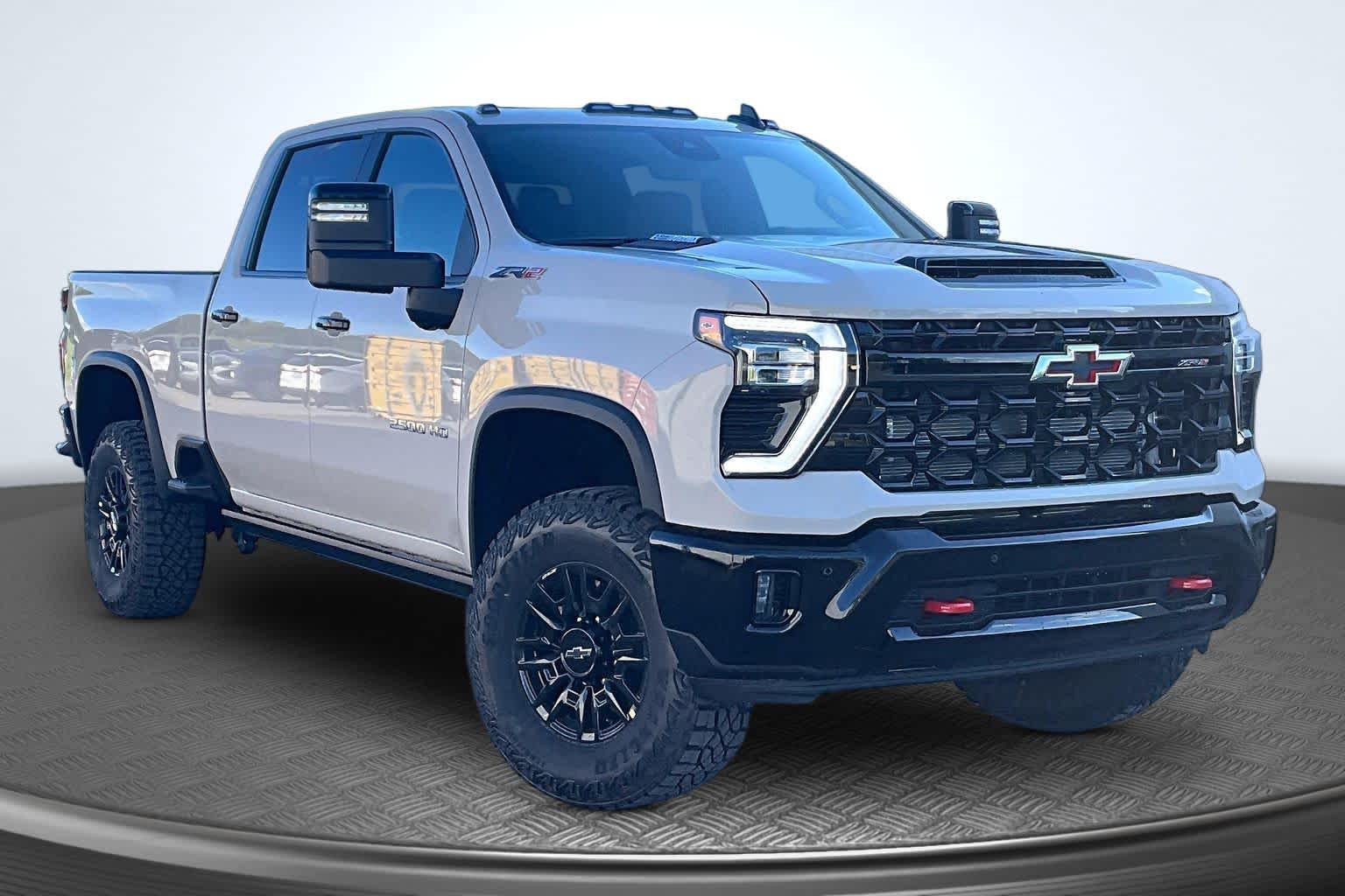 2026 Chevrolet Silverado 2500HD ZR2 - 1