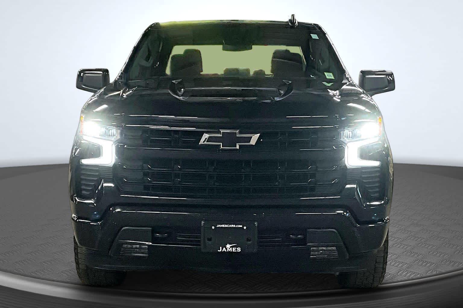 2023 Chevrolet Silverado 1500 RST - 3