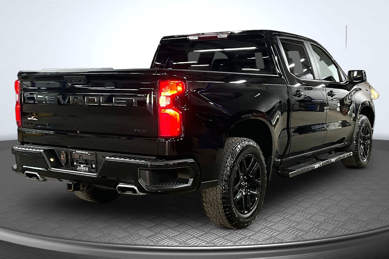 2023 Chevrolet Silverado 1500 RST - 2