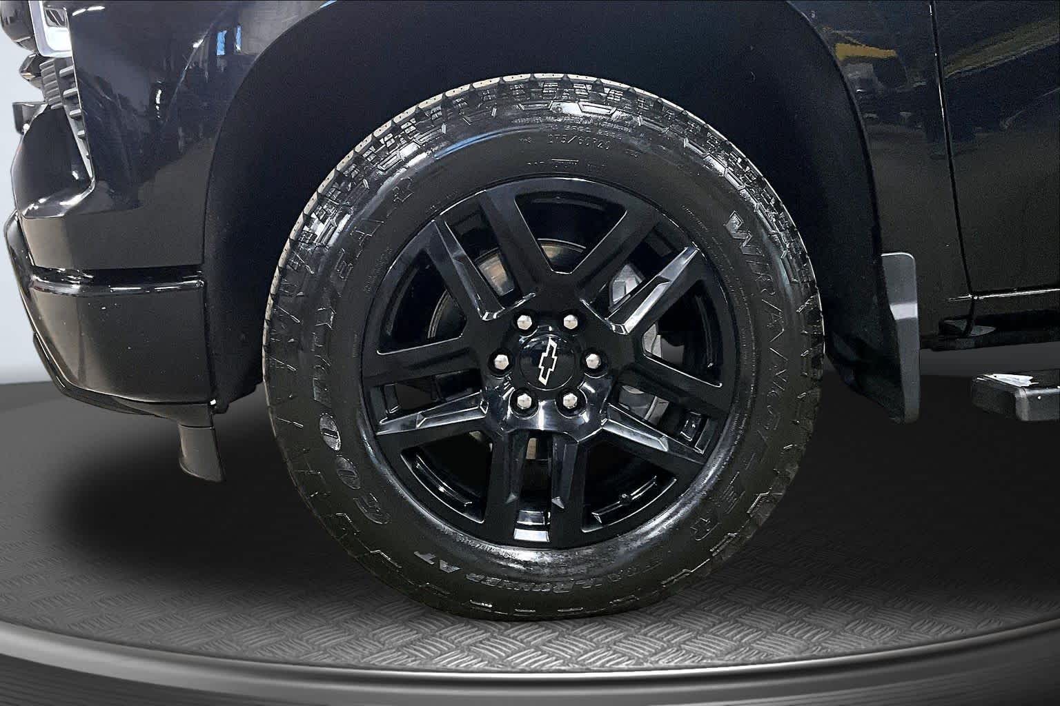 2023 Chevrolet Silverado 1500 RST - 8