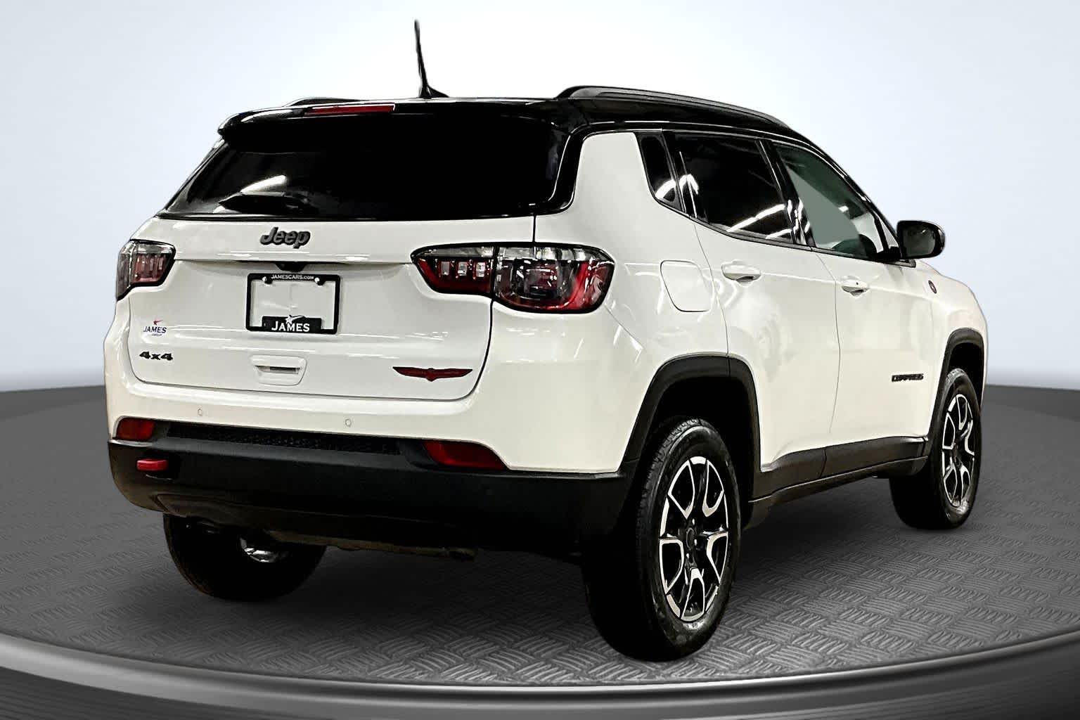 2025 Jeep Compass Trailhawk - 2