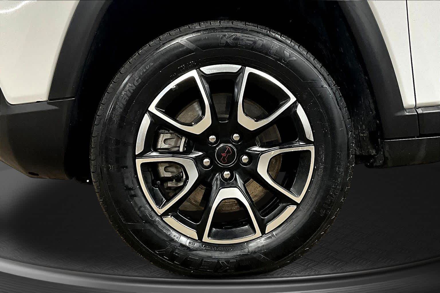 2025 Jeep Compass Trailhawk - 8