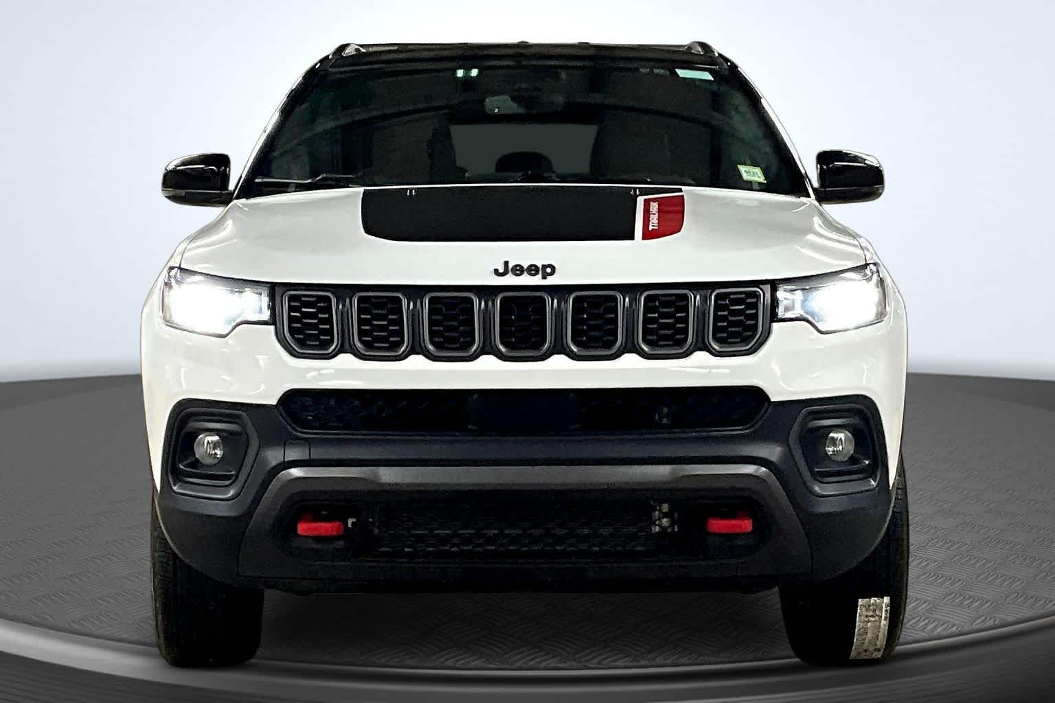2025 Jeep Compass Trailhawk - 3