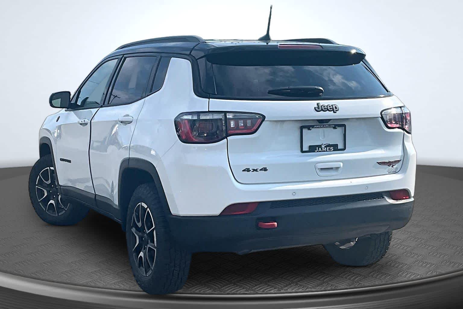 2025 Jeep Compass Trailhawk Bright White Clearcoat at James Chevrolet