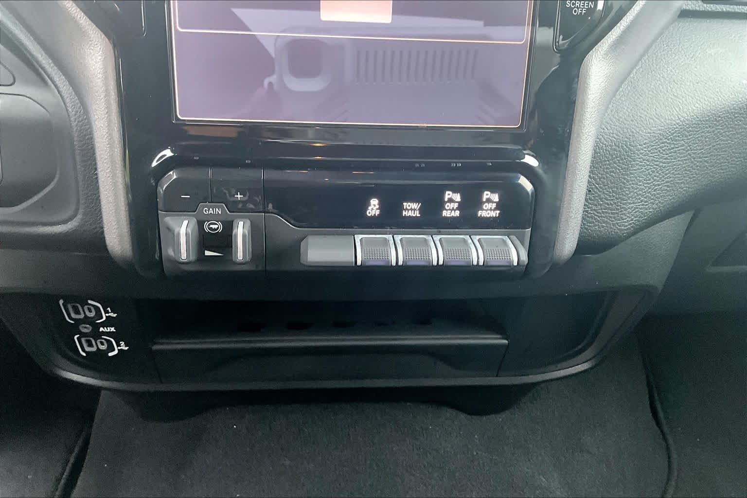 2025 Ram 2500 Big Horn Diamond Black Crystal Pearlcoat at James Chevrolet
