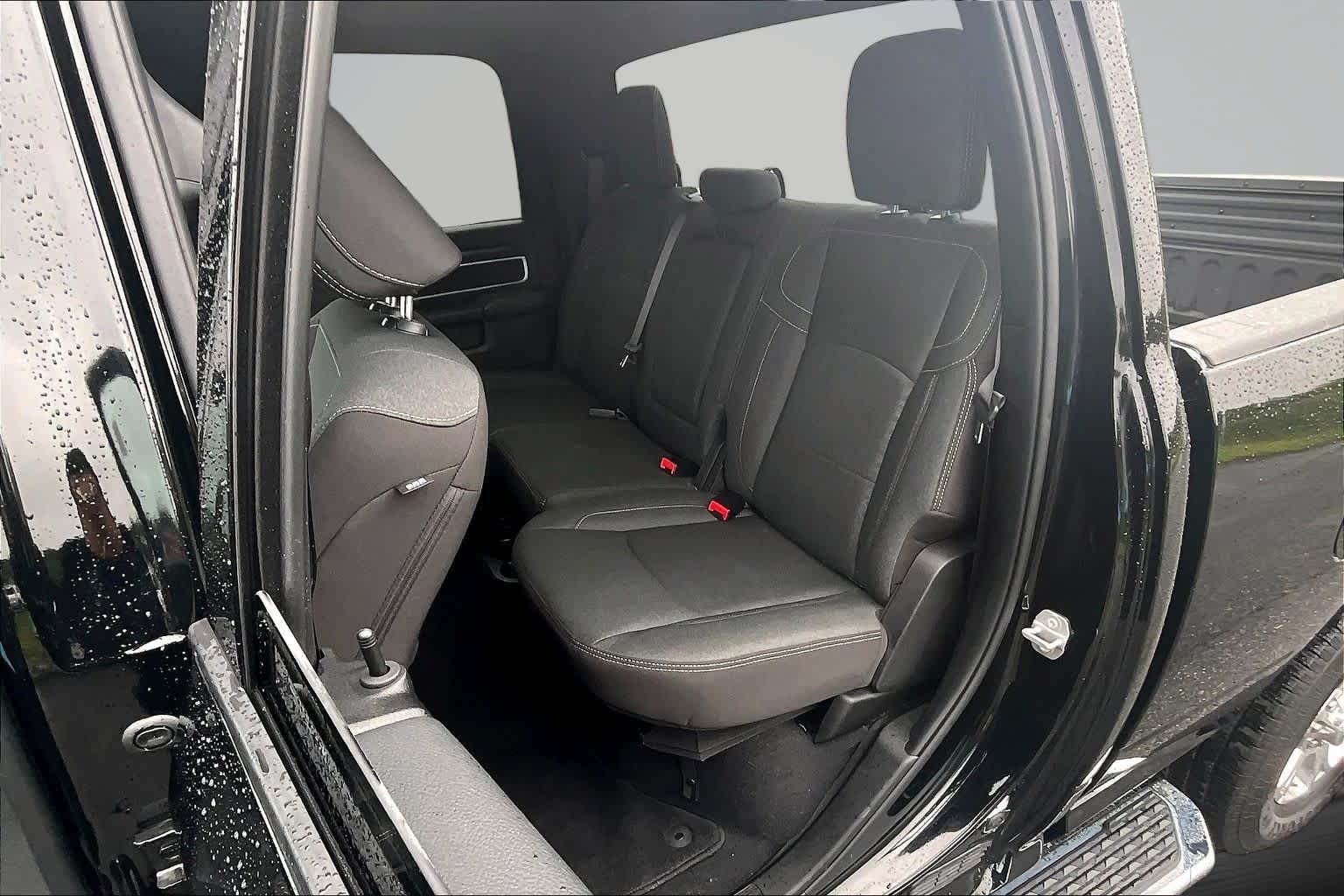 2025 Ram 2500 Big Horn Diamond Black Crystal Pearlcoat at James Chevrolet