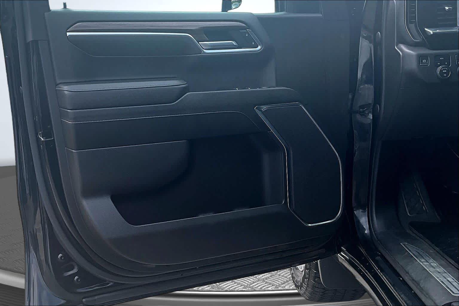 2023 Chevrolet Silverado 1500 LT Black at James Chevrolet