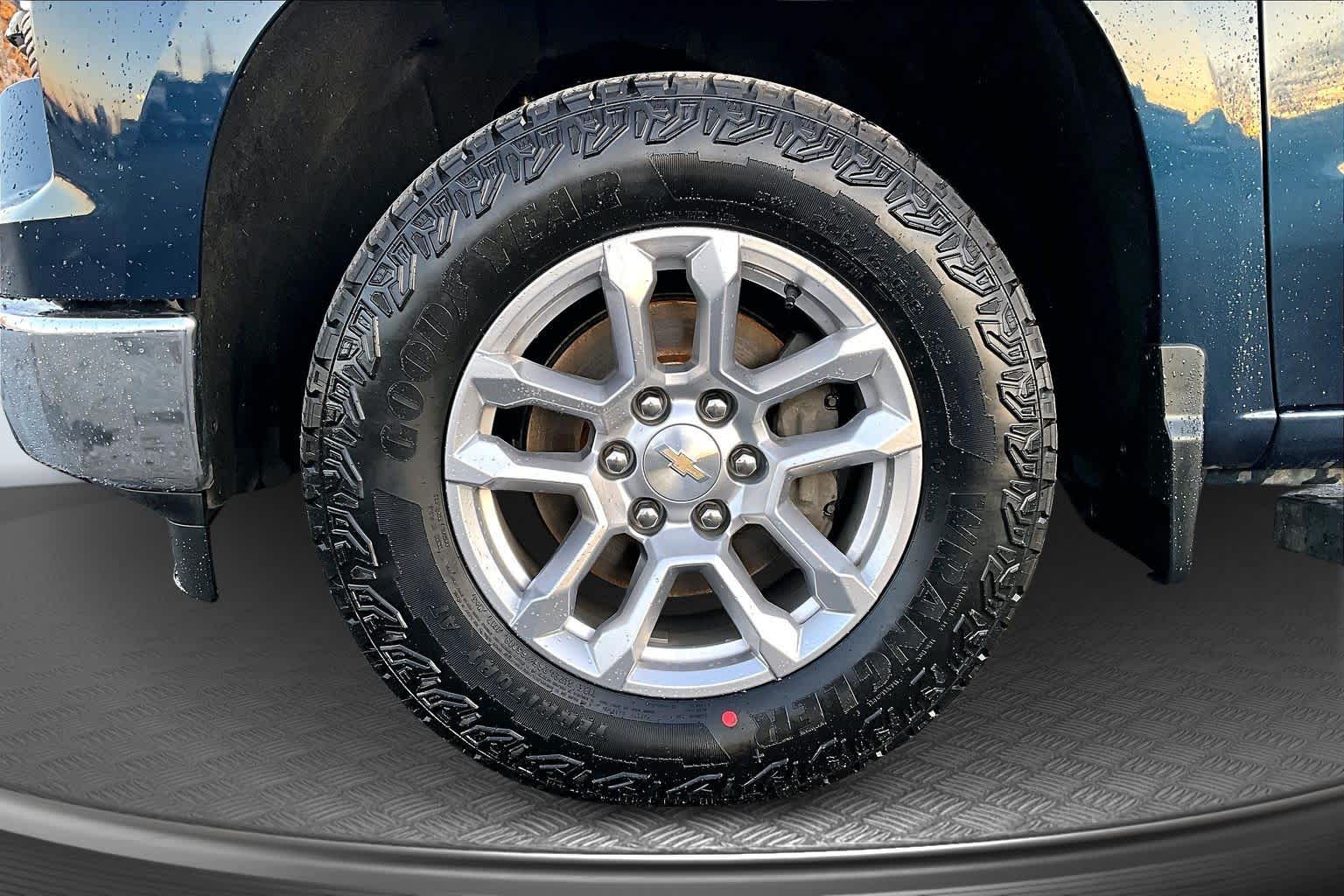 2023 Chevrolet Silverado 1500 LT - 8