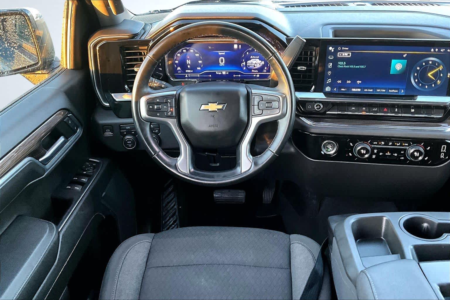 2023 Chevrolet Silverado 1500 LT - 5