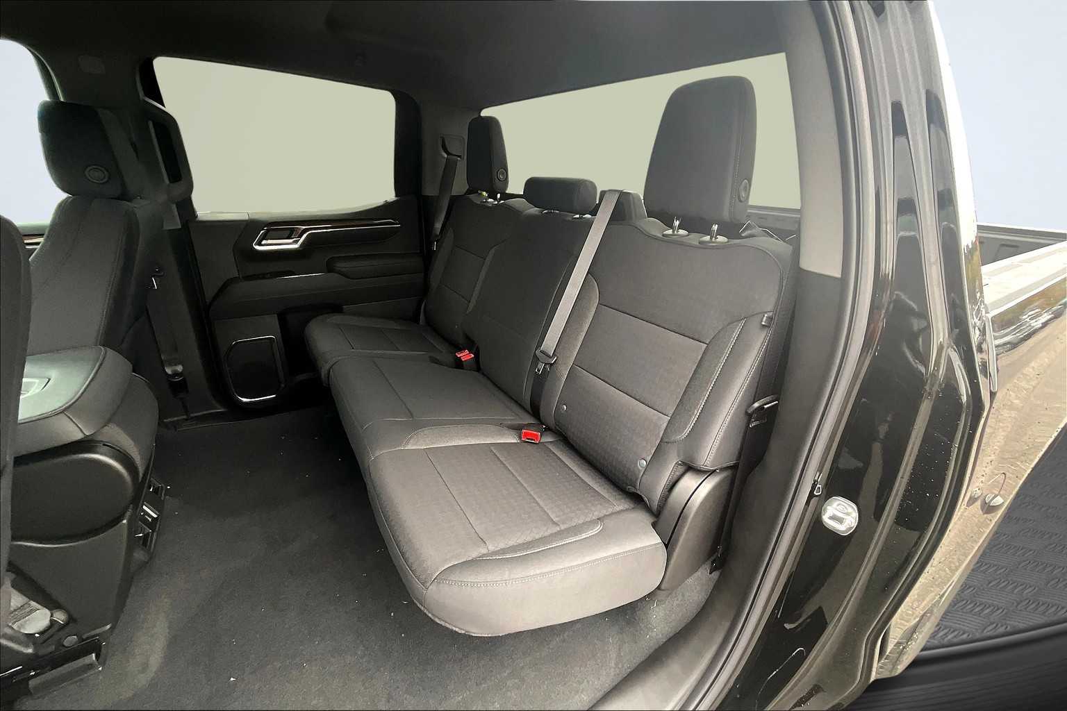 2026 Chevrolet Silverado 1500 RST - 9