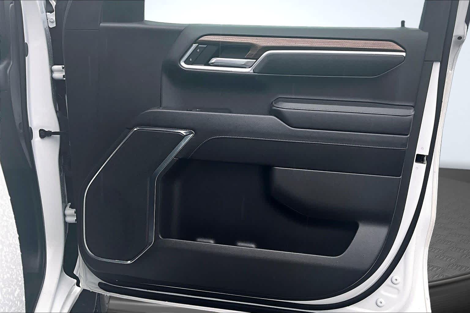 2025 Chevrolet Silverado 1500 LT Summit White at James Chevrolet