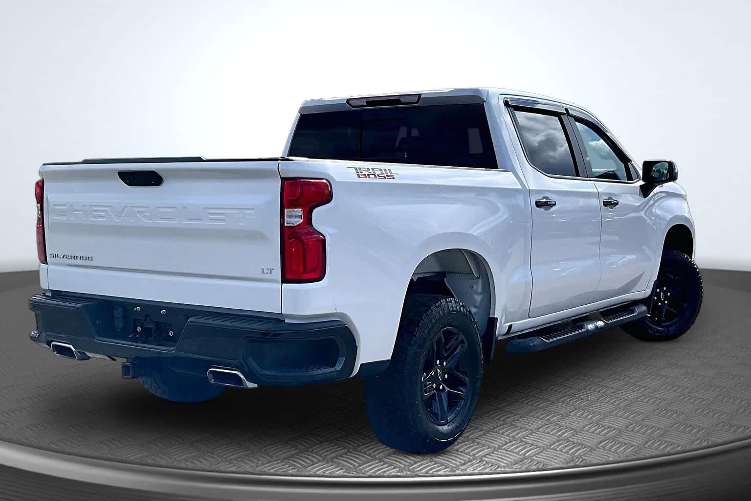 2021 Chevrolet Silverado 1500 LT Trail Boss - 2