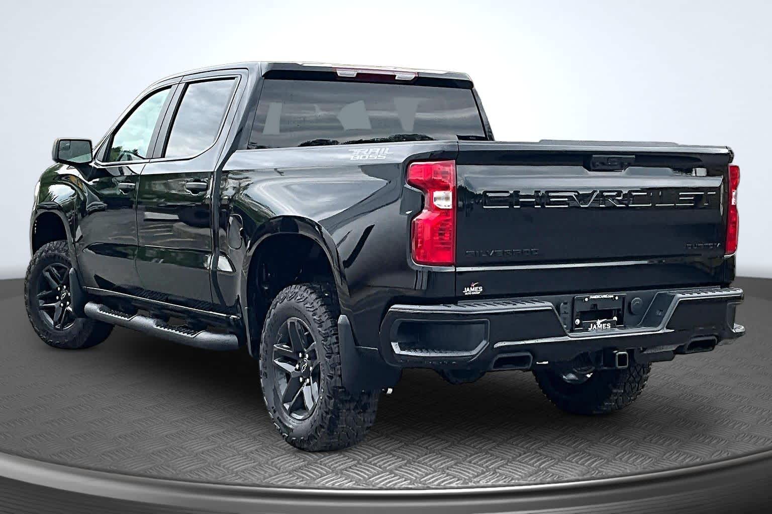 2026 Chevrolet Silverado 1500 Custom Trail Boss - 2