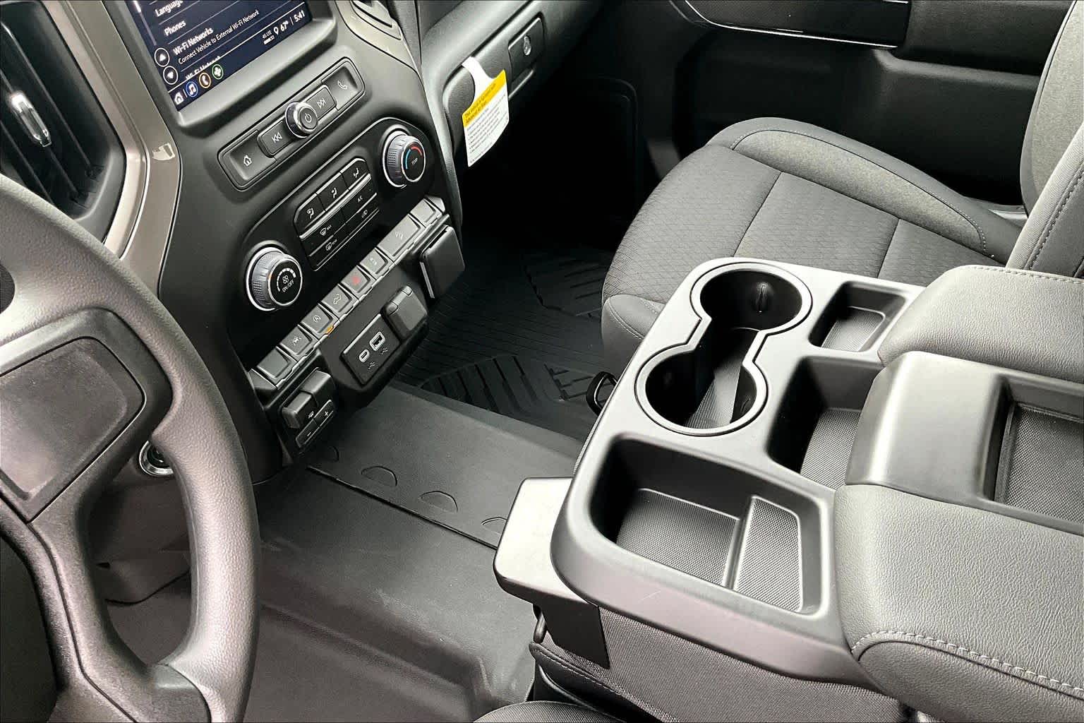 2026 Chevrolet Silverado 1500 Custom Trail Boss - 7