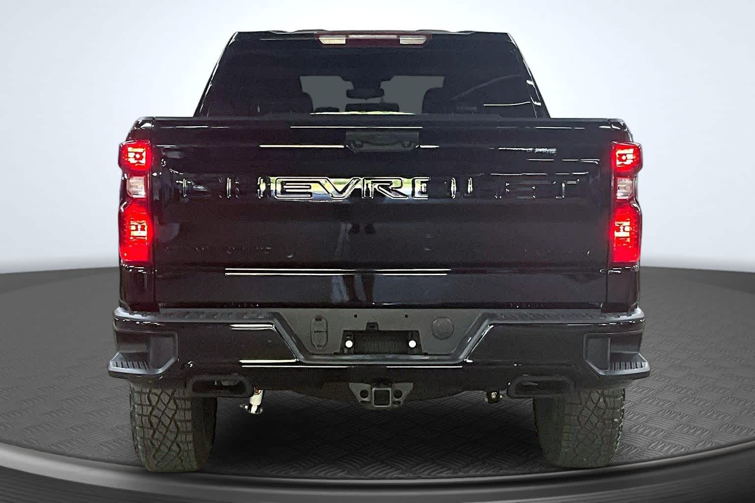 2026 Chevrolet Silverado 1500 Custom Trail Boss Black at James Chevrolet