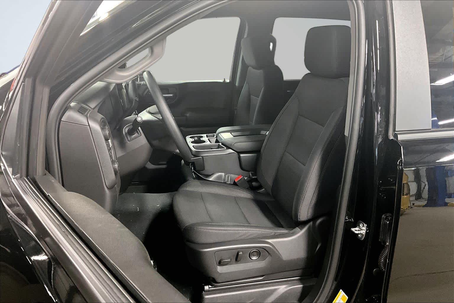 2026 Chevrolet Silverado 1500 Custom Trail Boss Black at James Chevrolet