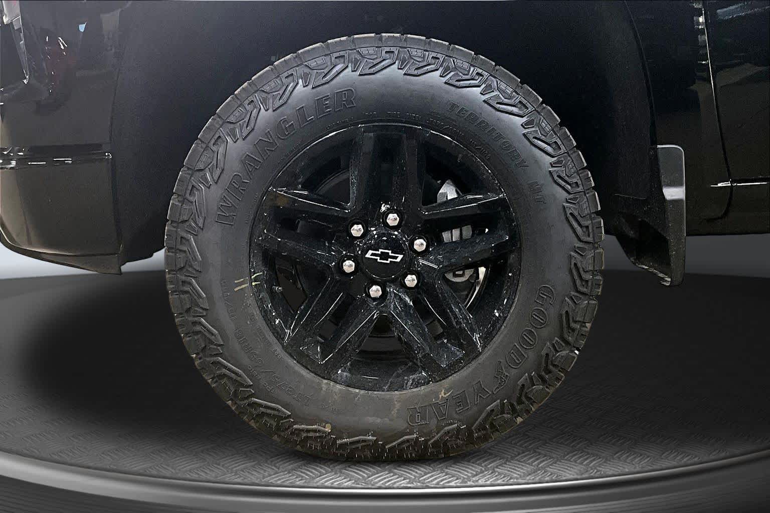 2026 Chevrolet Silverado 1500 Custom Trail Boss Black at James Chevrolet