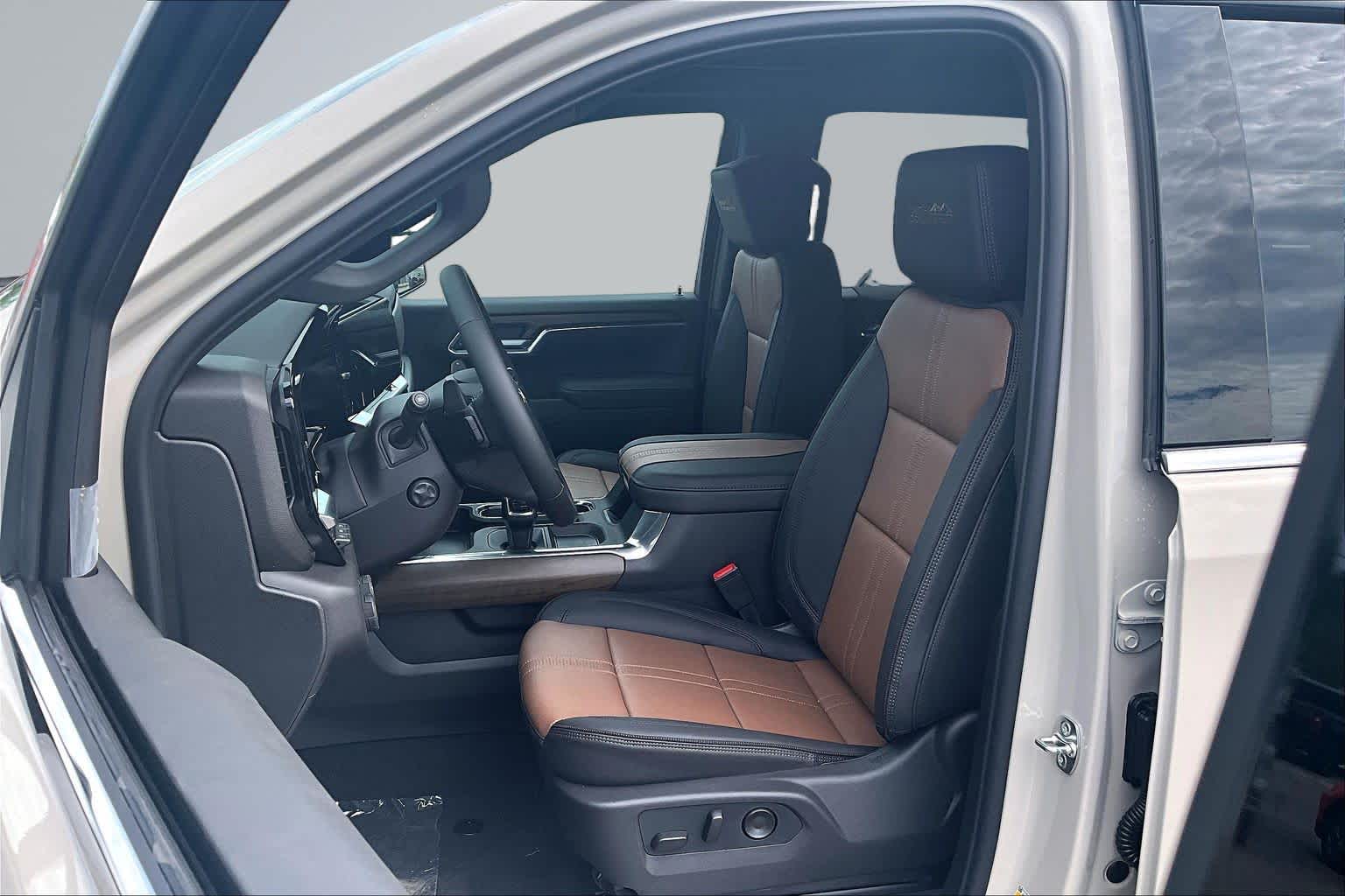 2026 Chevrolet Silverado 1500 High Country - 8