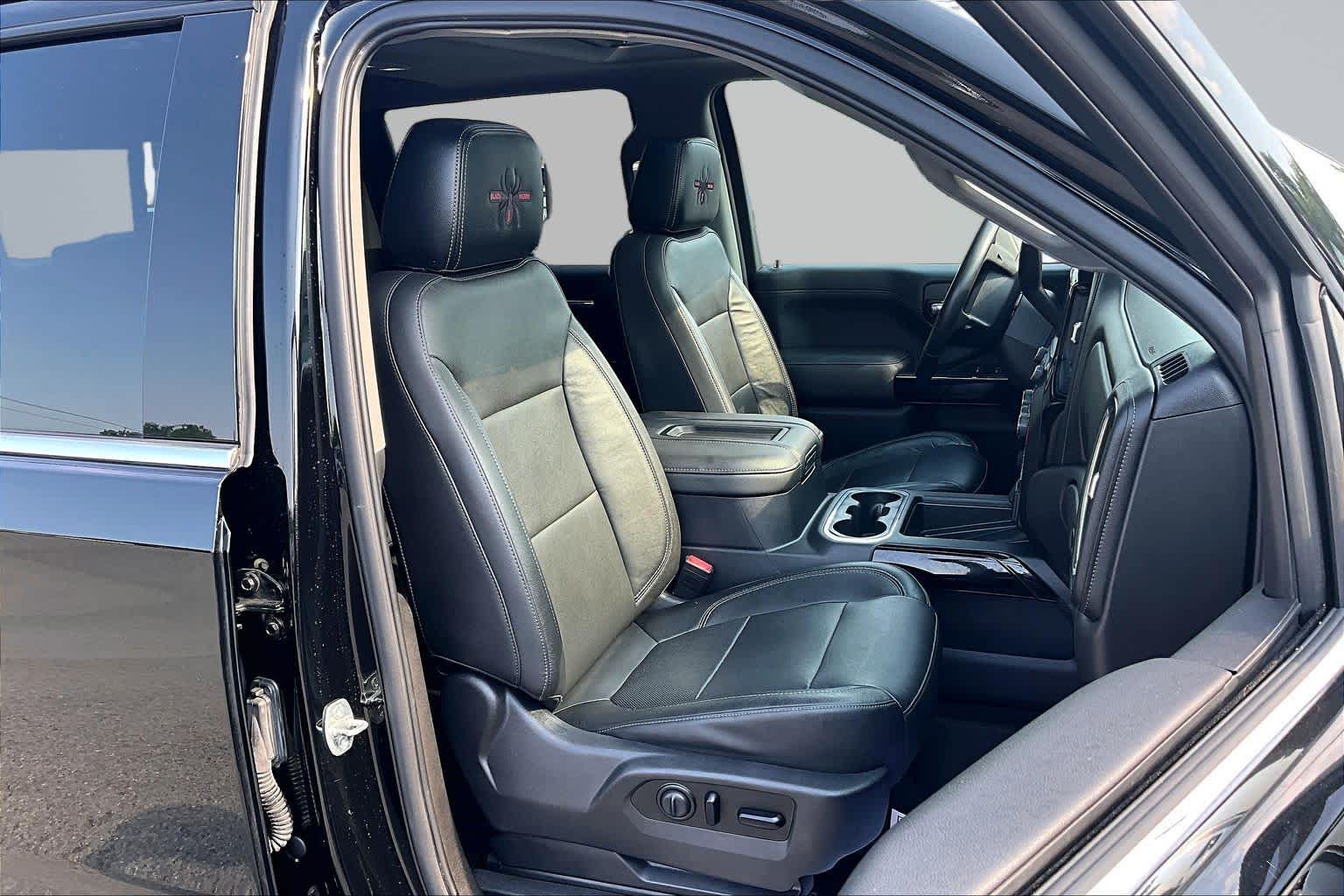 2019 Chevrolet Silverado 1500 LTZ - 7