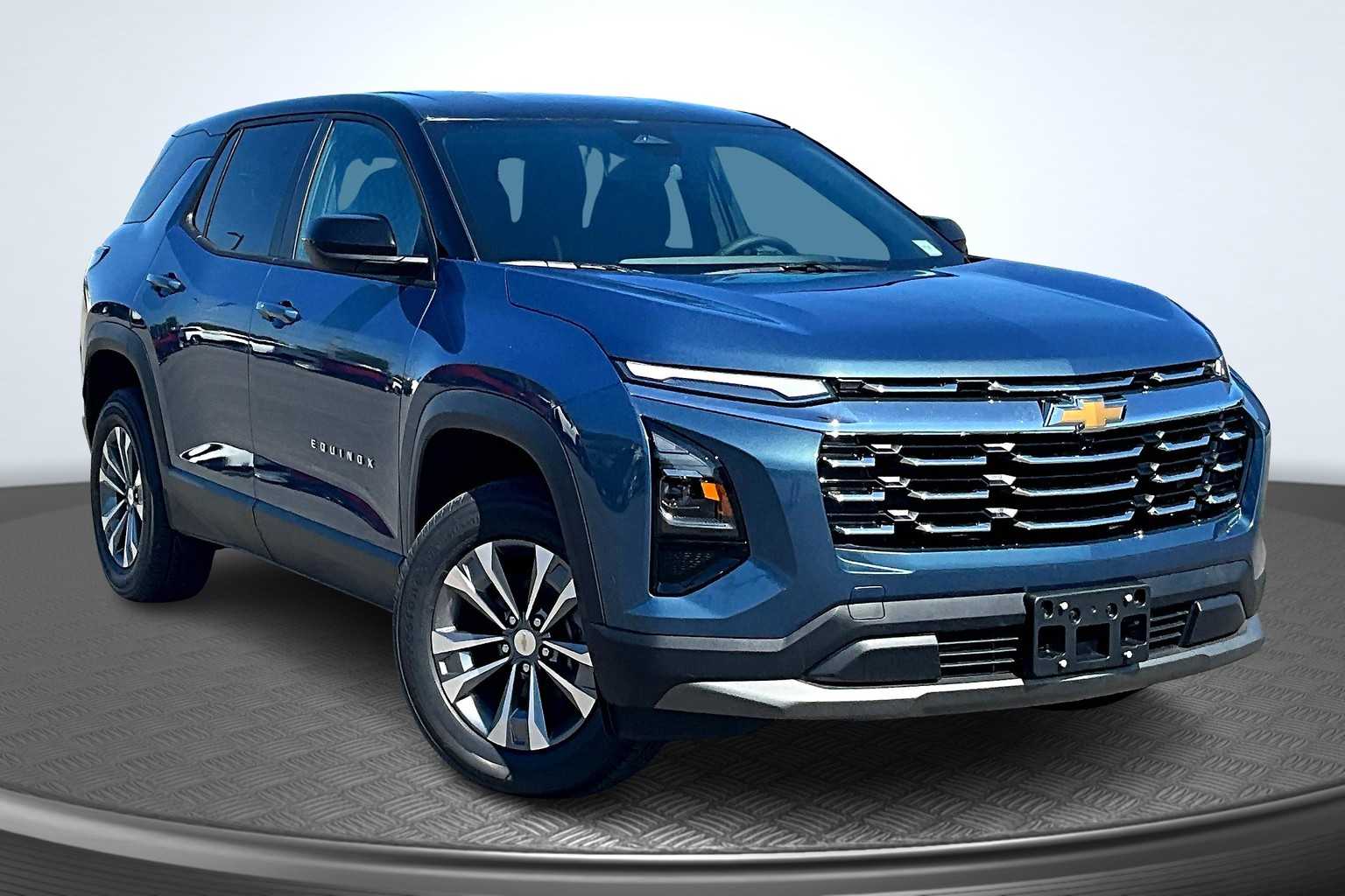 2026 Chevrolet Equinox FWD LT - 1