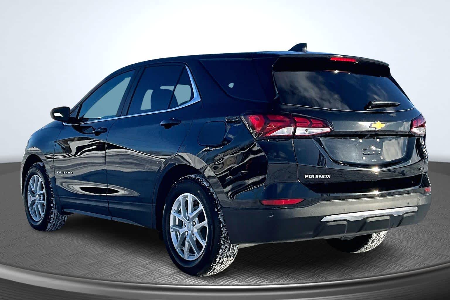 2024 Chevrolet Equinox LT Mosaic Black Metallic at James Chevrolet