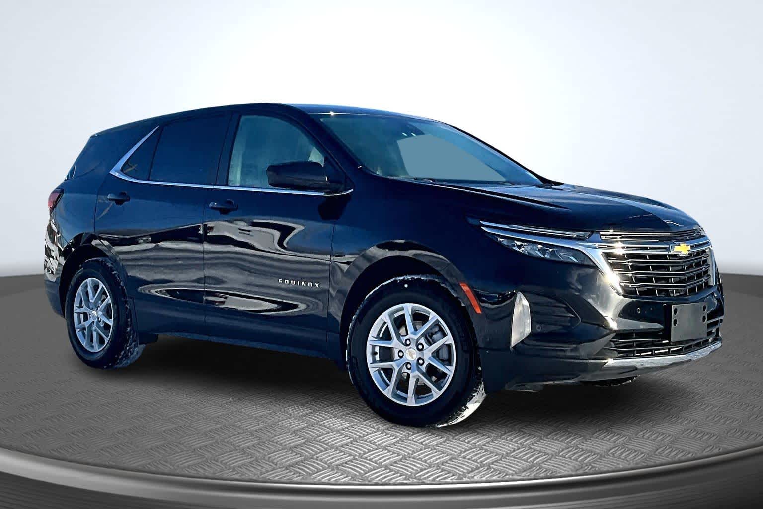 2024 Chevrolet Equinox LT Mosaic Black Metallic at James Chevrolet