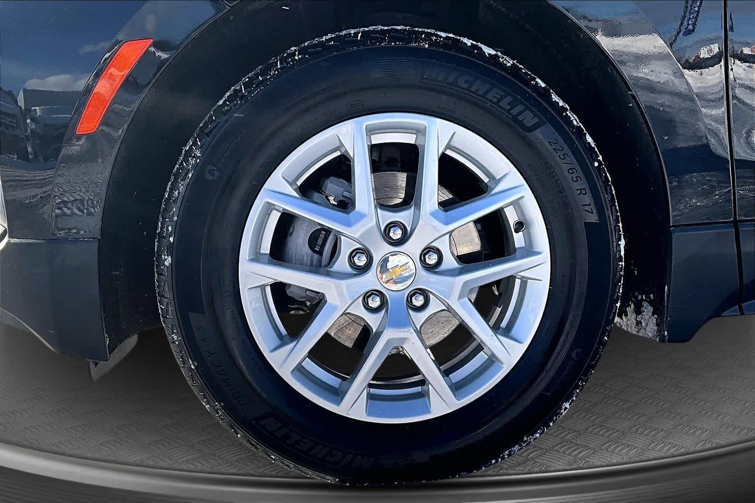 2024 Chevrolet Equinox LT Mosaic Black Metallic at James Chevrolet