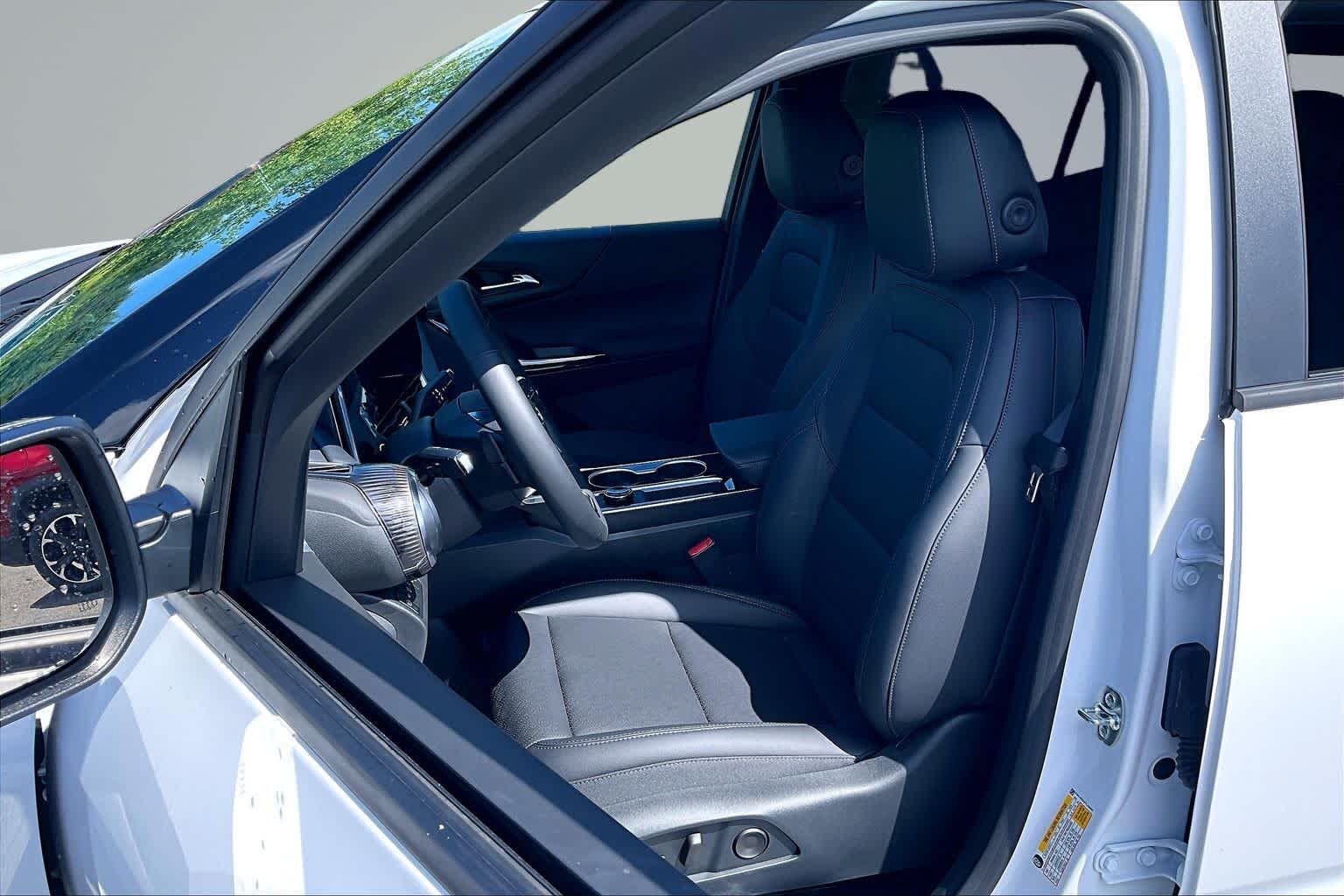 2026 Chevrolet Equinox AWD LT - 8