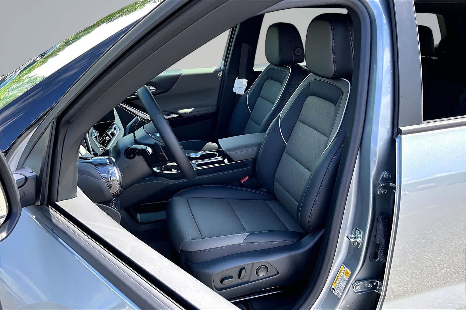 2026 Chevrolet Equinox AWD LT - 8