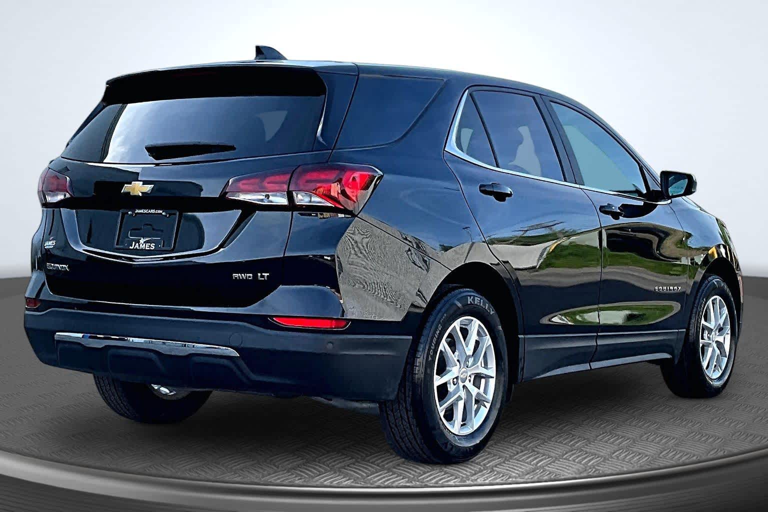 2024 Chevrolet Equinox LT - 2