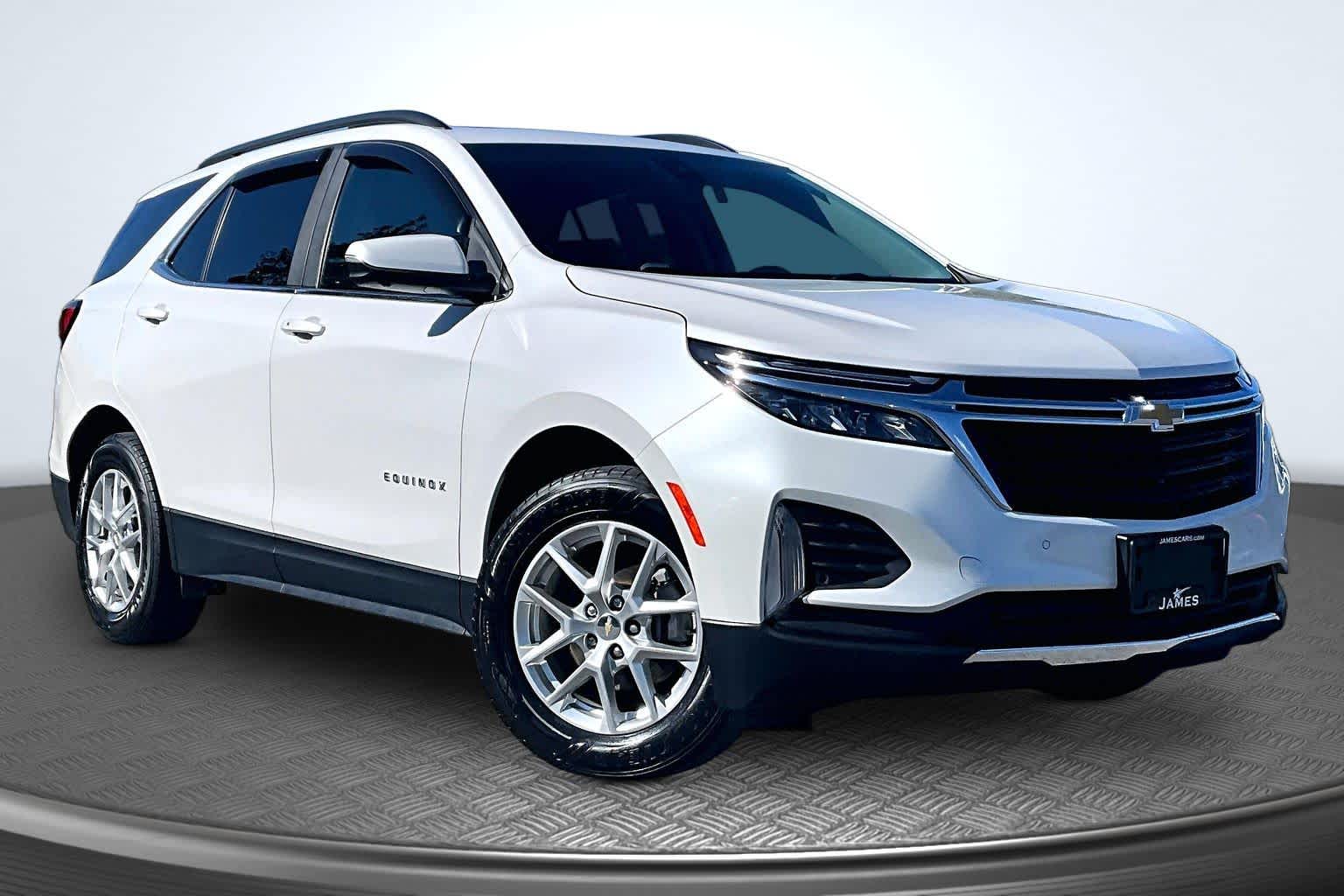 2022 Chevrolet Equinox LT - 11