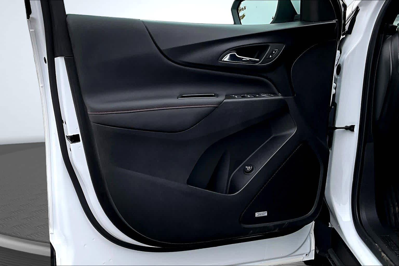 2023 Chevrolet Equinox RS Summit White at Mangino Chevrolet