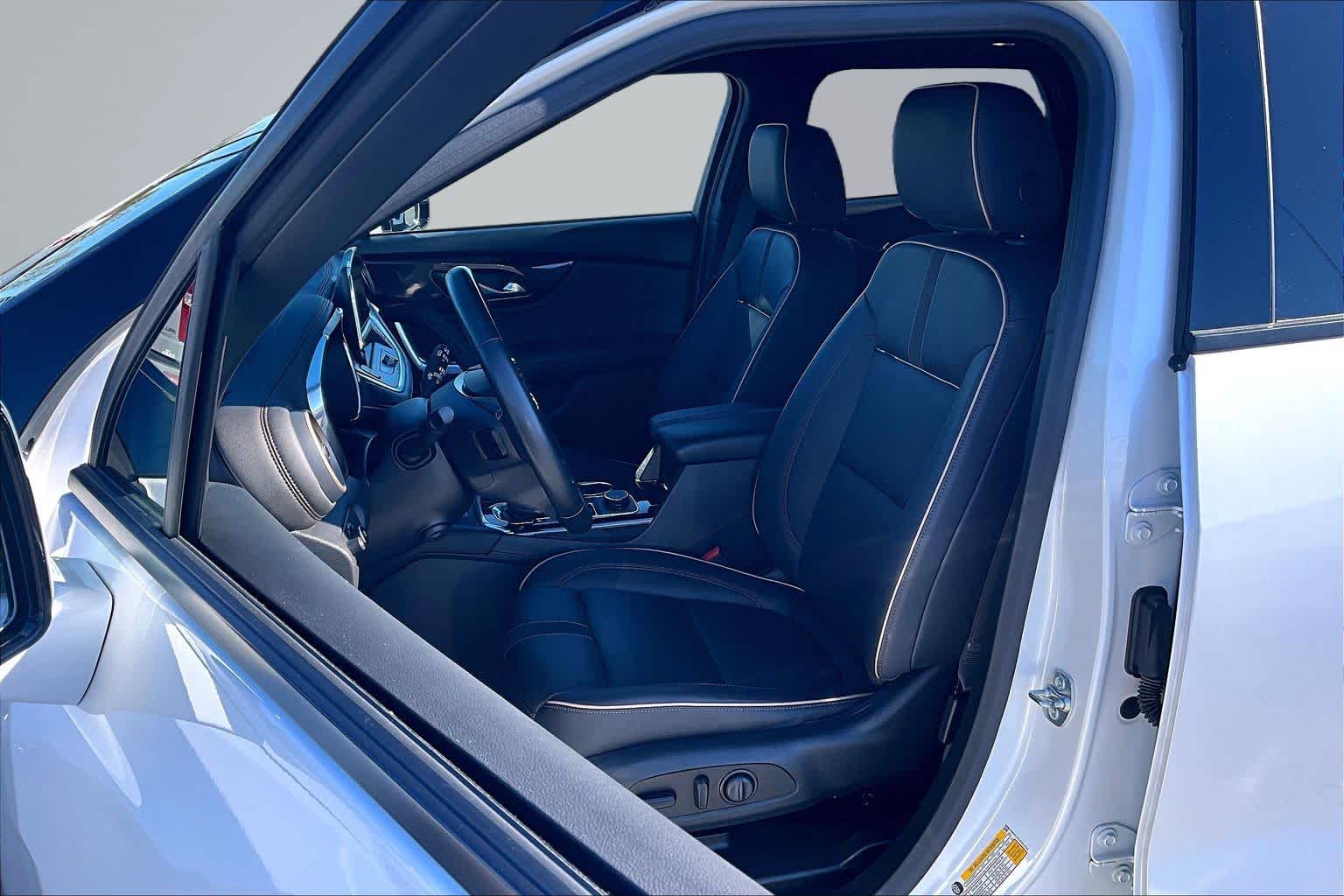 2023 Chevrolet Blazer Premier Iridescent Pearl Tricoat at Mangino Chevrolet