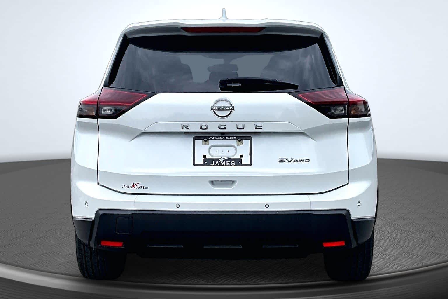 2024 Nissan Rogue SV - 4