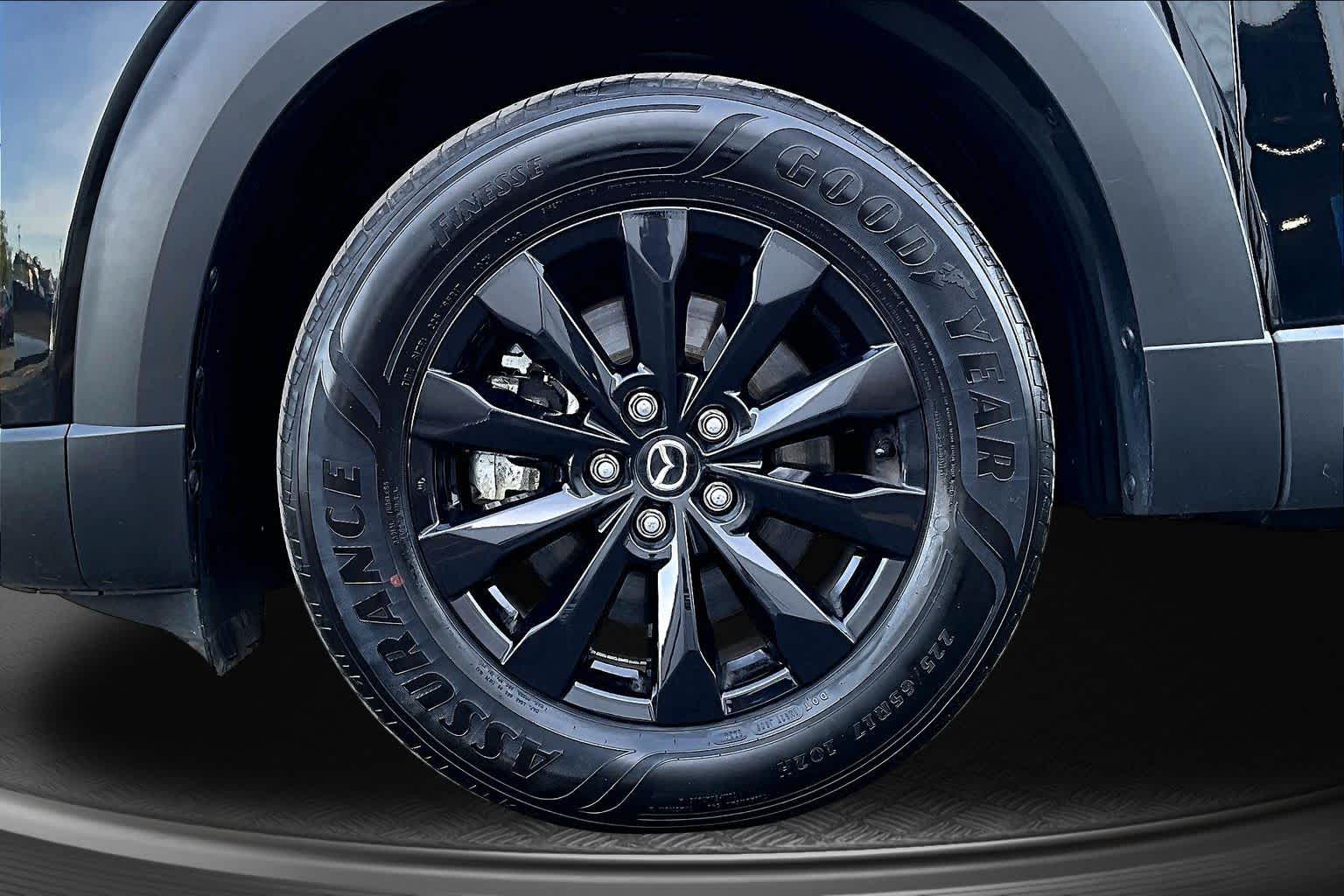2025 Mazda CX-50 2.5 S Preferred Package - 8