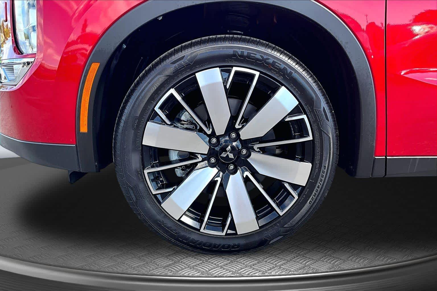 2026 Mitsubishi Outlander SE - 8