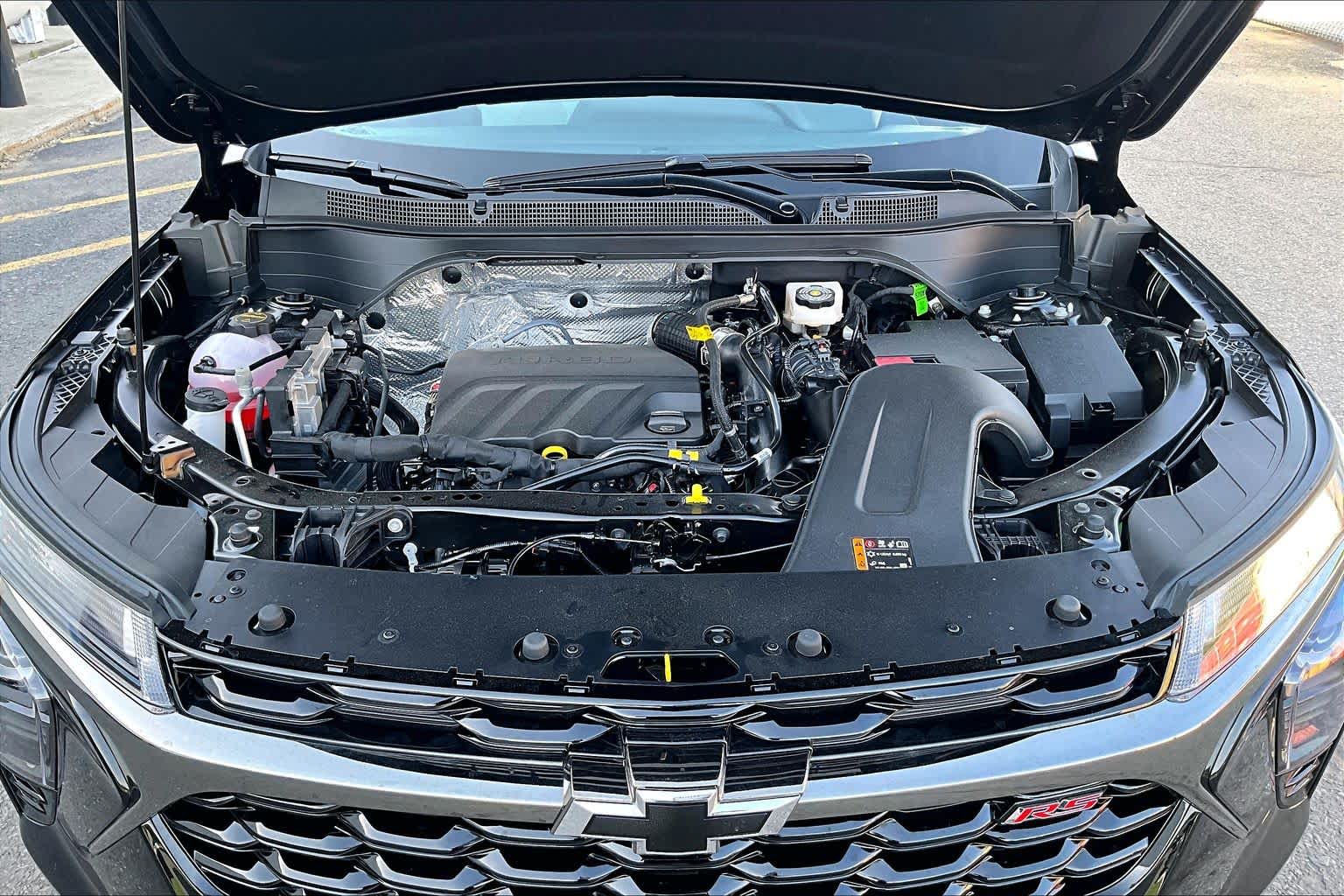 2026 Chevrolet Trax 1RS Mosaic Black Metallic at James Chevrolet