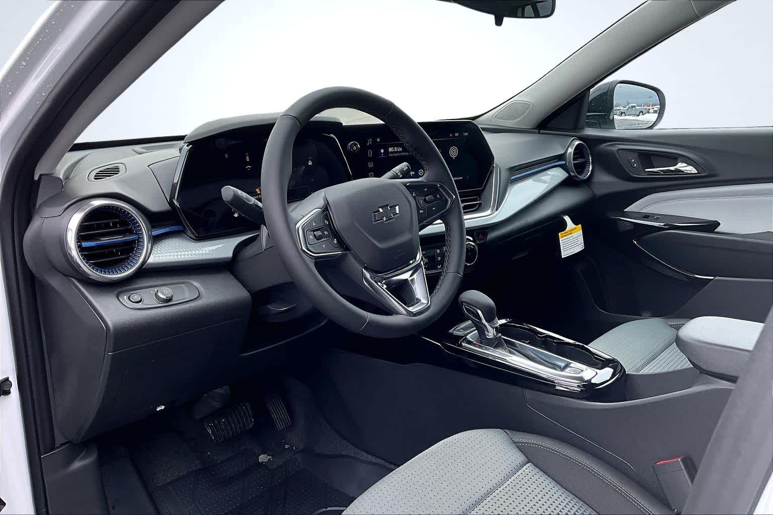 2026 Chevrolet Trax LT - 5