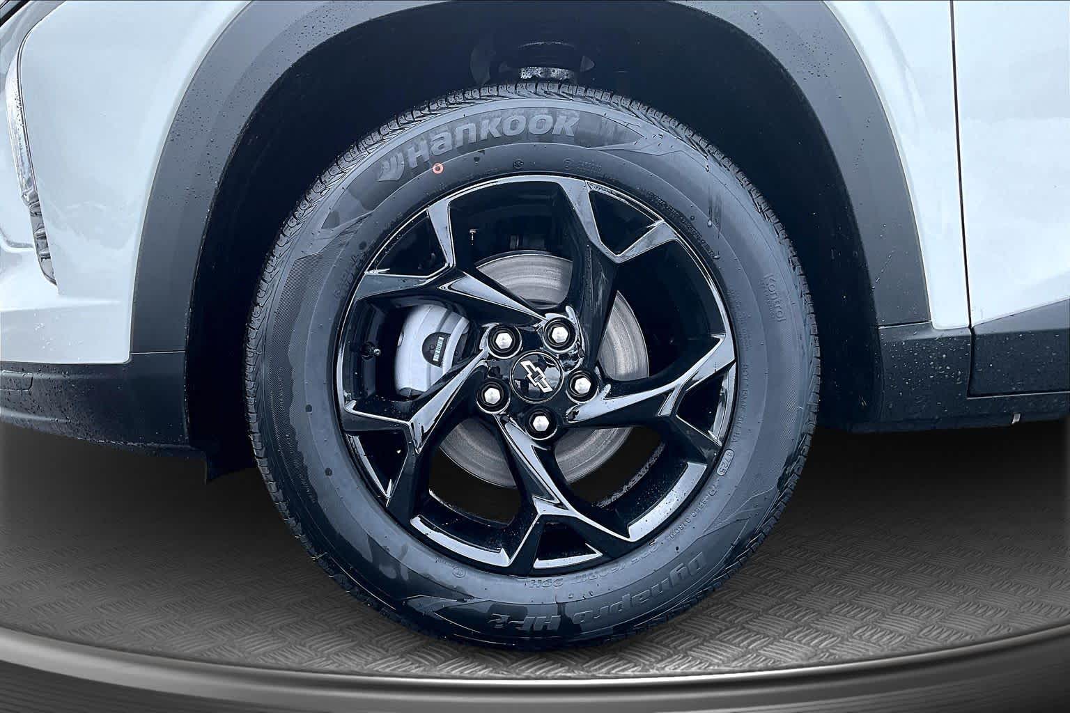 2026 Chevrolet Trax LT - 11