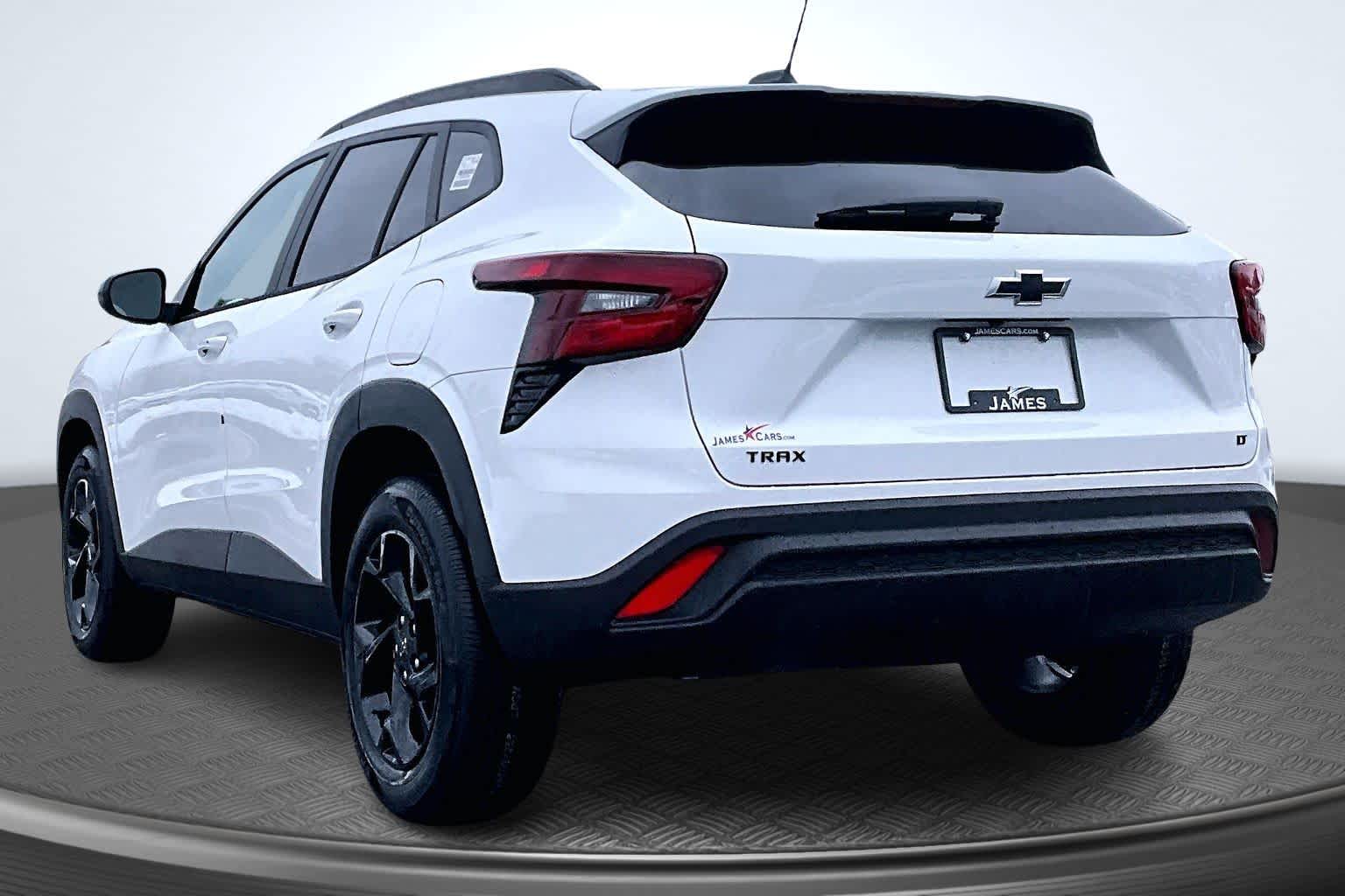 2026 Chevrolet Trax LT - 2