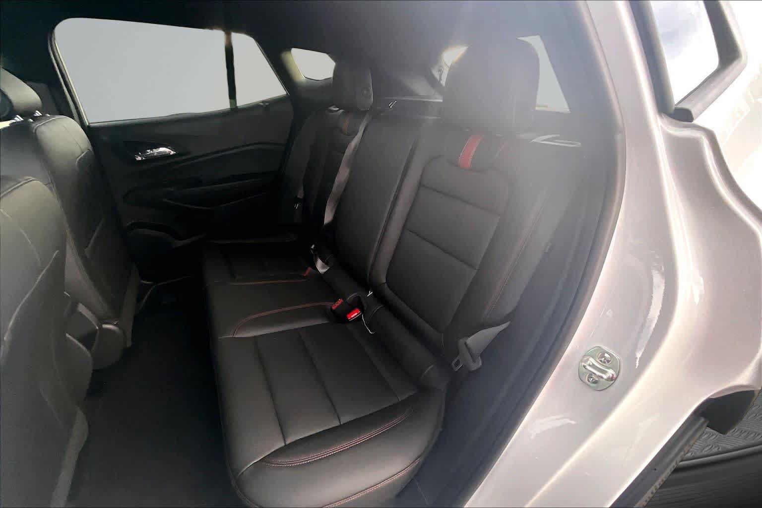 2026 Chevrolet Trax 2RS Summit White at James Chevrolet