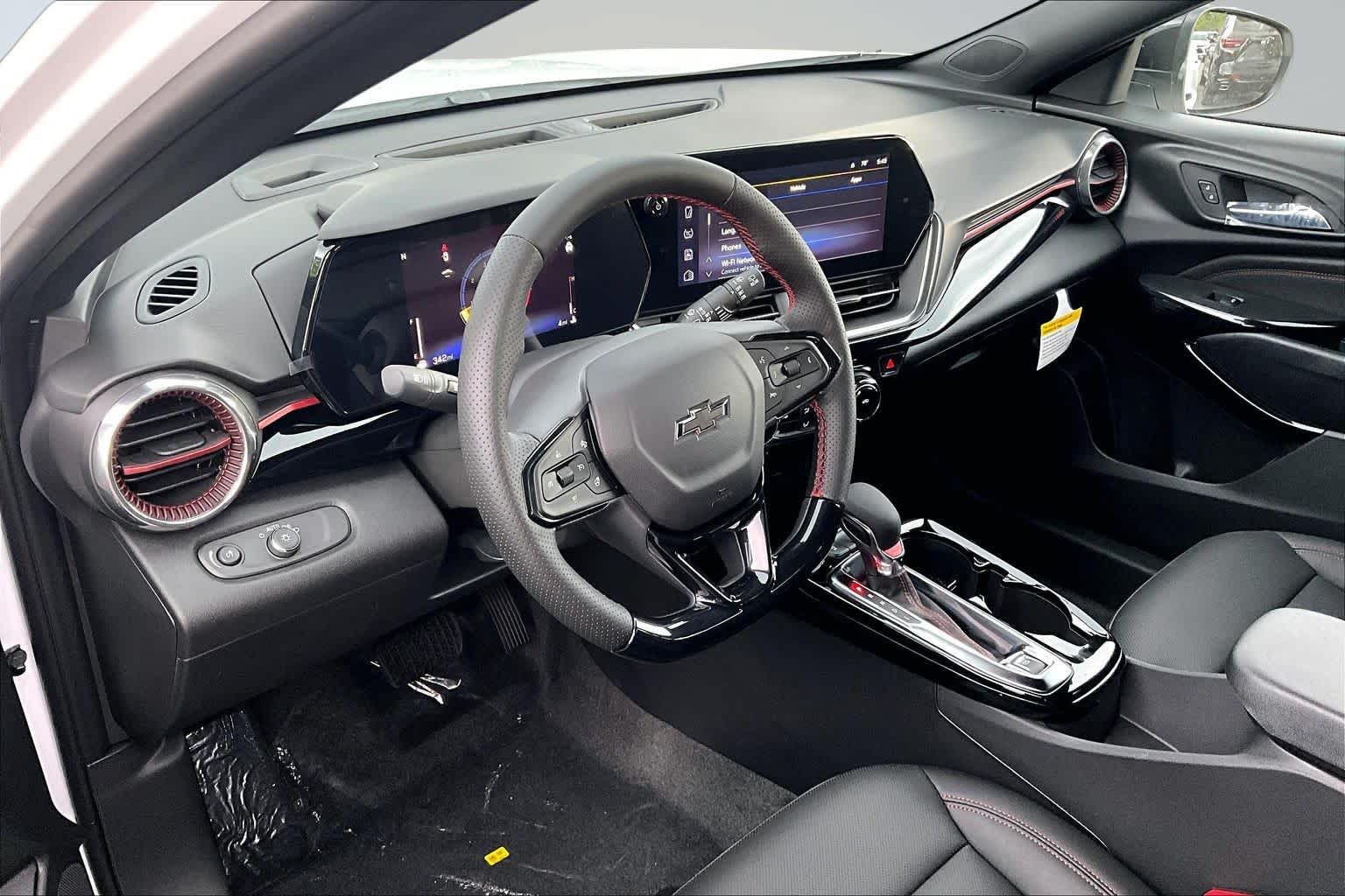 2026 Chevrolet Trax 2RS Summit White at James Chevrolet