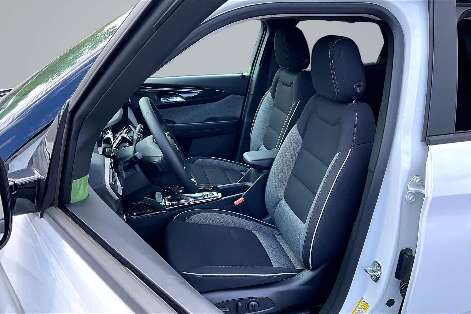 2026 Chevrolet Trailblazer LT Summit White at Mangino Chevrolet