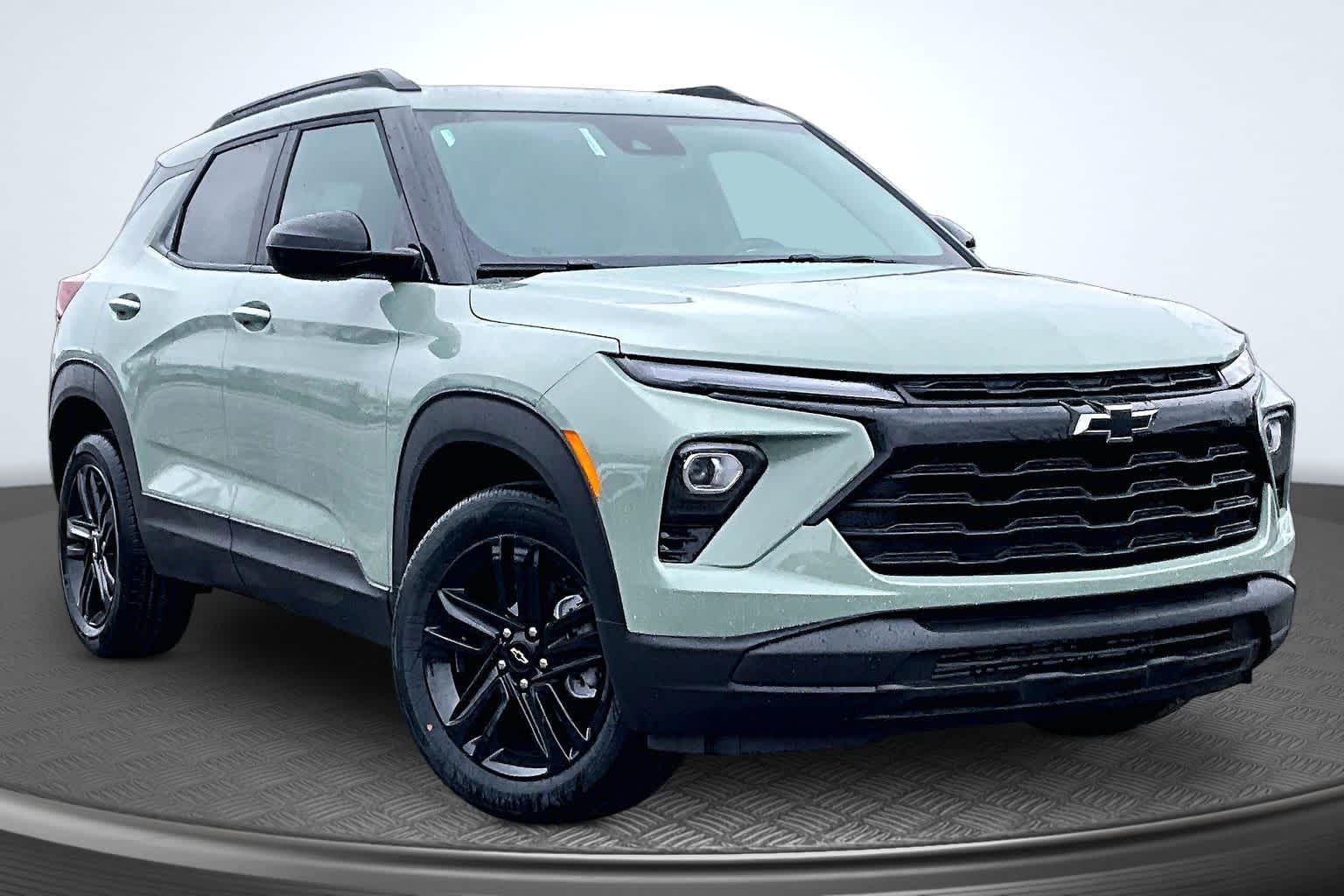 2026 Chevrolet Trailblazer LT Cacti Green at James Chevrolet