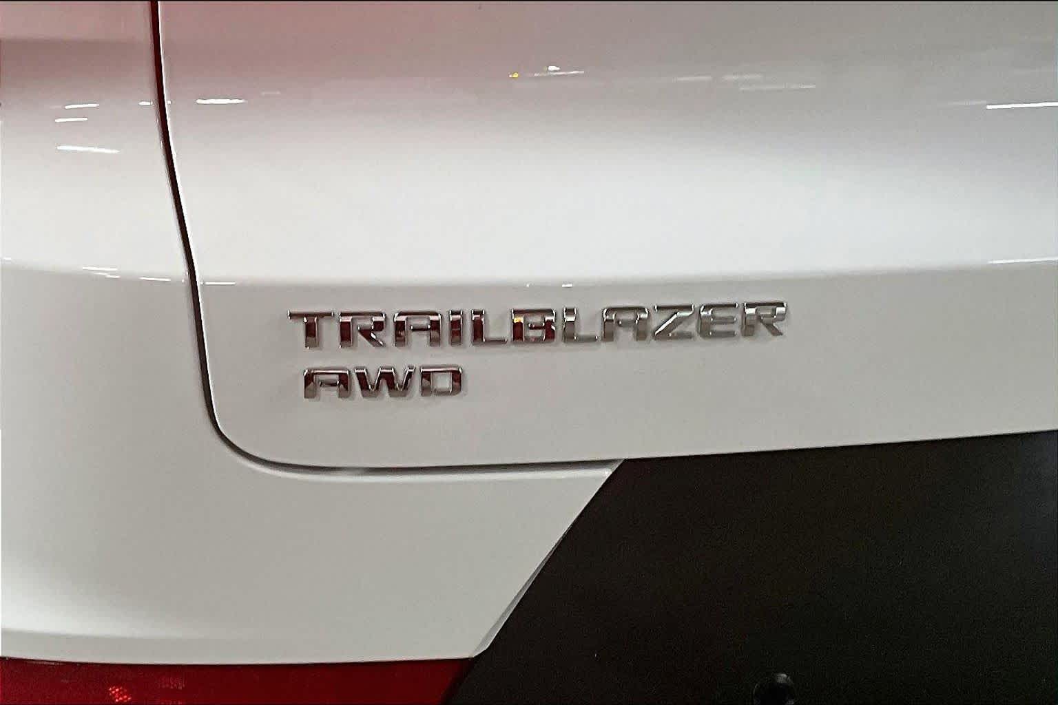 2024 Chevrolet Trailblazer ACTIV Summit White at James Chevrolet