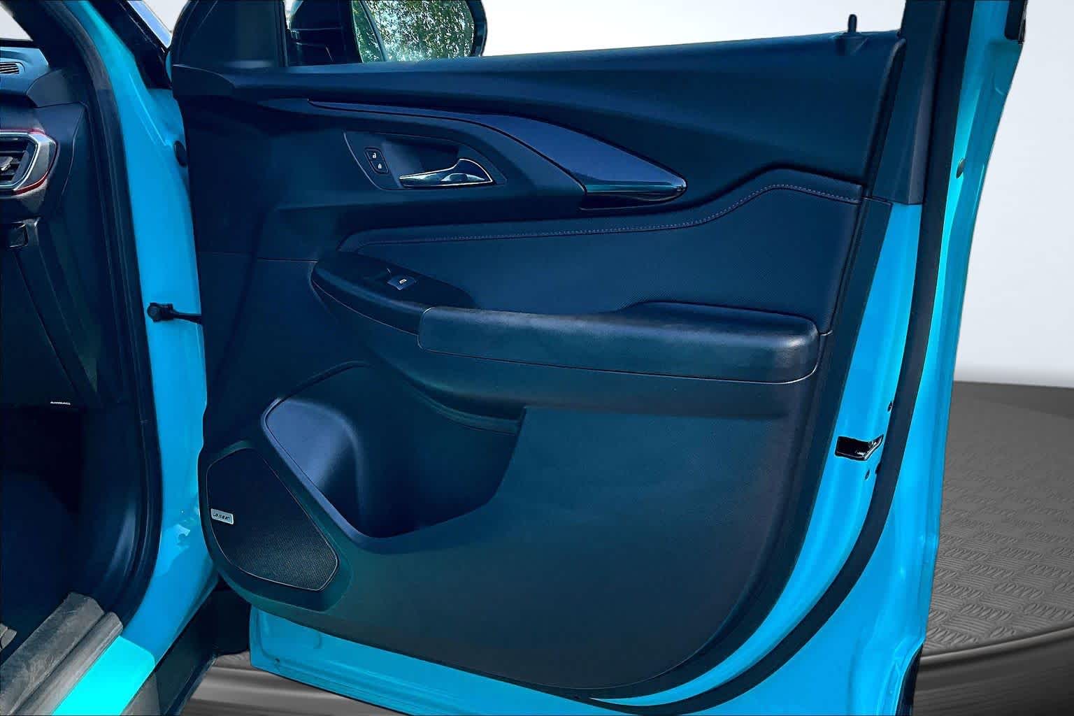 2022 Chevrolet Trailblazer RS Oasis Blue at James Chevrolet