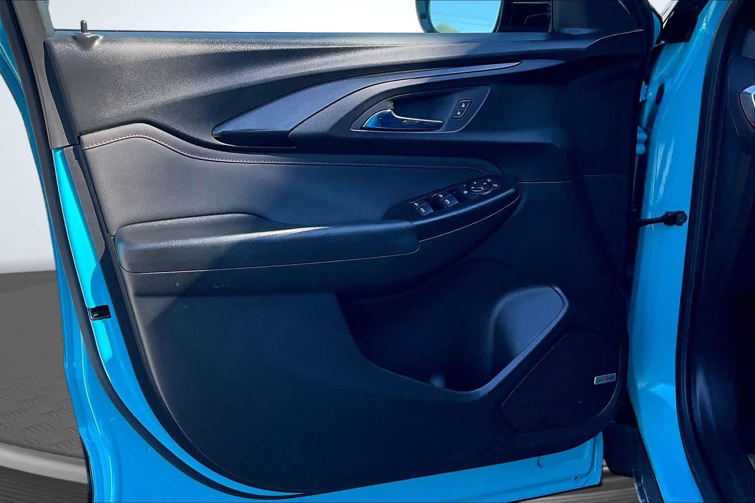 2022 Chevrolet Trailblazer RS Oasis Blue at James Chevrolet